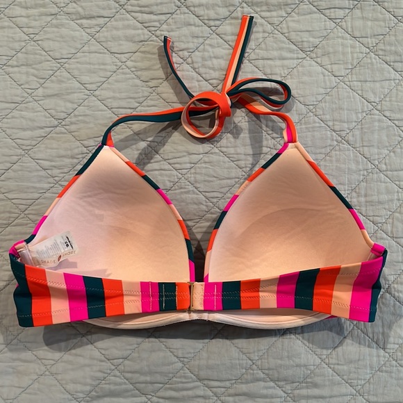 Shade & Shore Underwire Halter Bikini Top - Picture 2 of 3